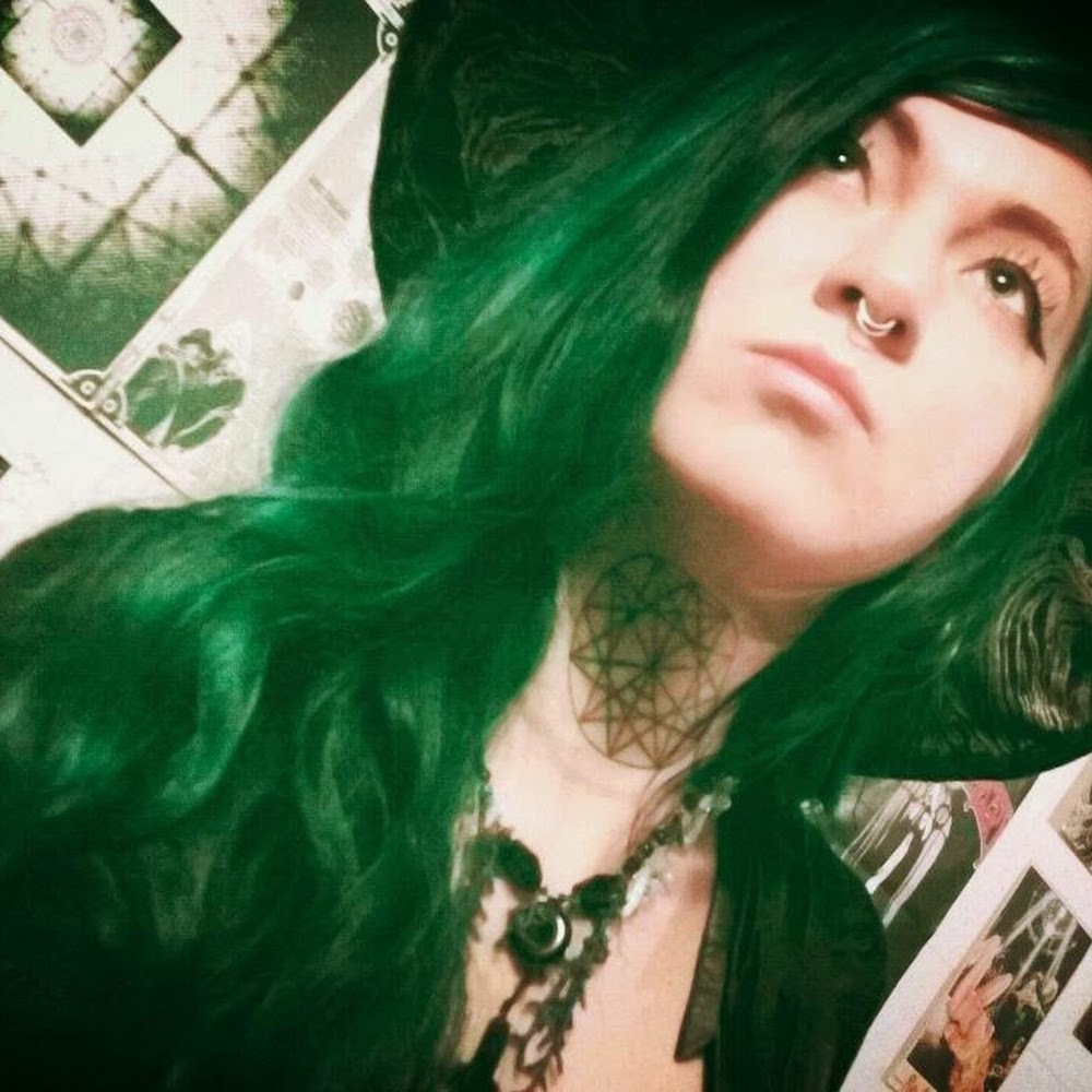 Meet your Posher, Heidi